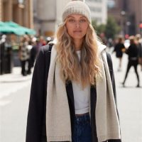 B401 Beechfield  Knitted Scarf & Beanie Gift Set